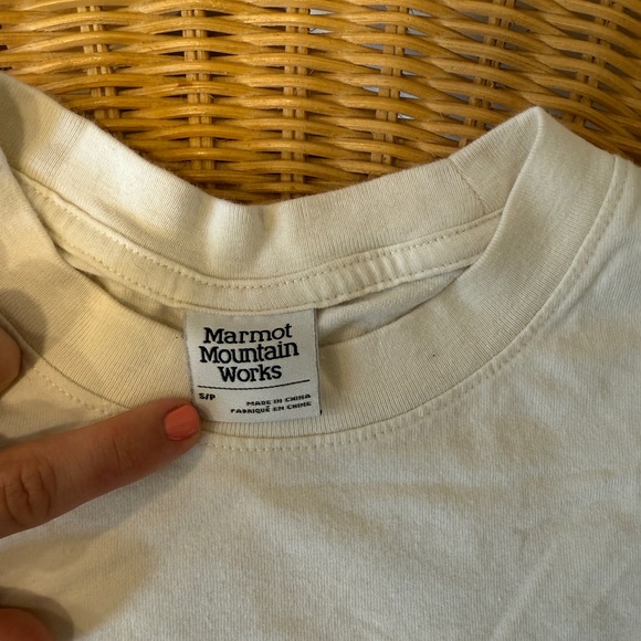 Marmot Oversized Graphic Crop Tee - Picture 3 of 7